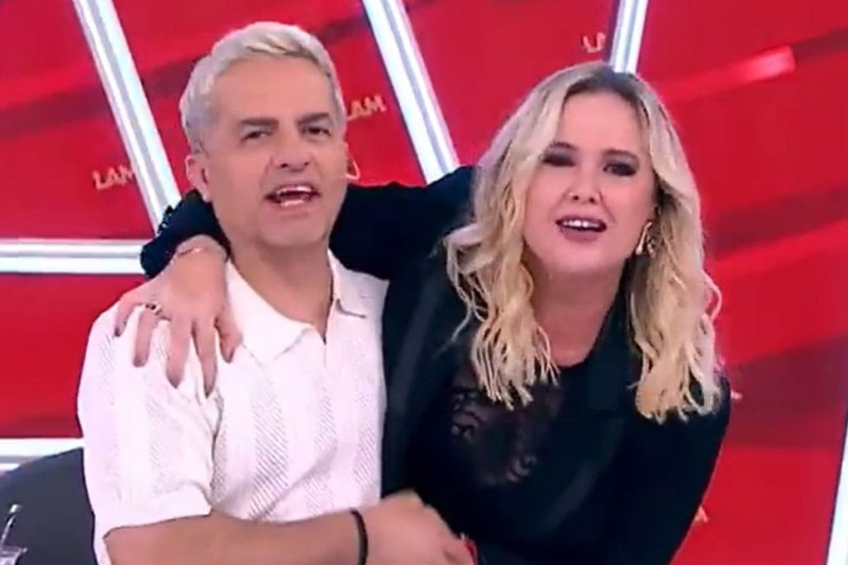 Foto de Ángel de Brito junto a Pilar Smith en LAM.